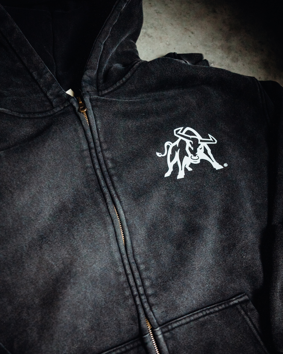 USU -  Classic Zip - Black