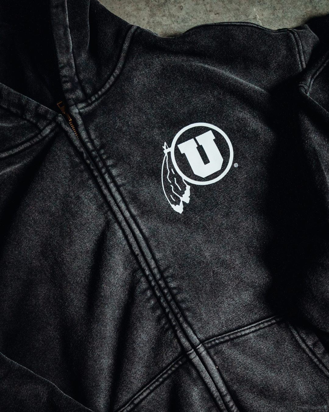 Utah -  Classic Zip - Black
