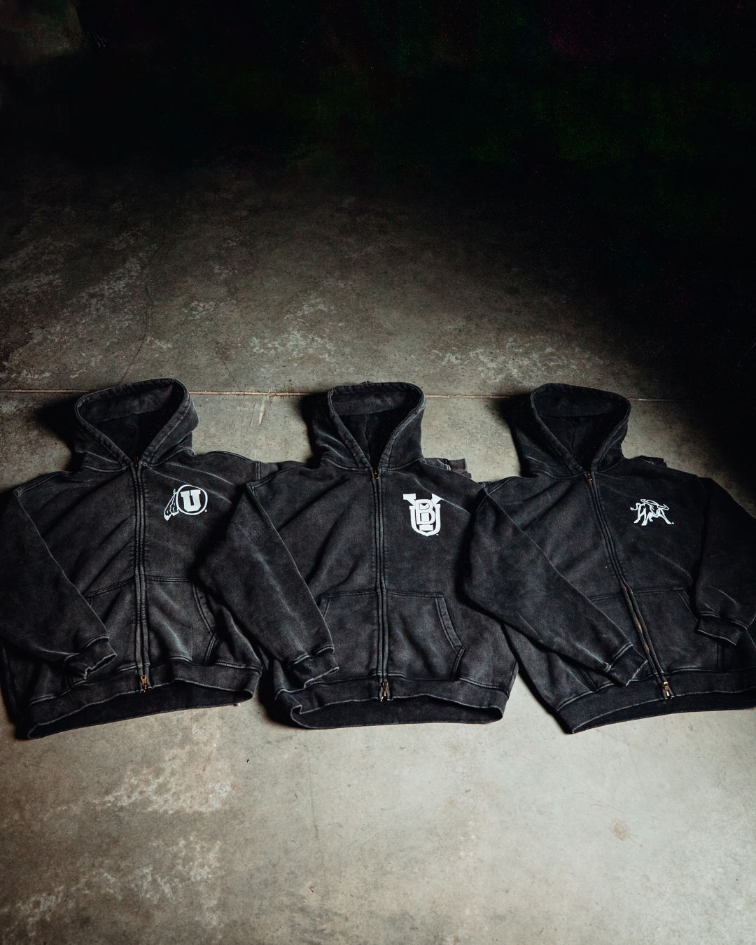 Utah -  Classic Zip - Black