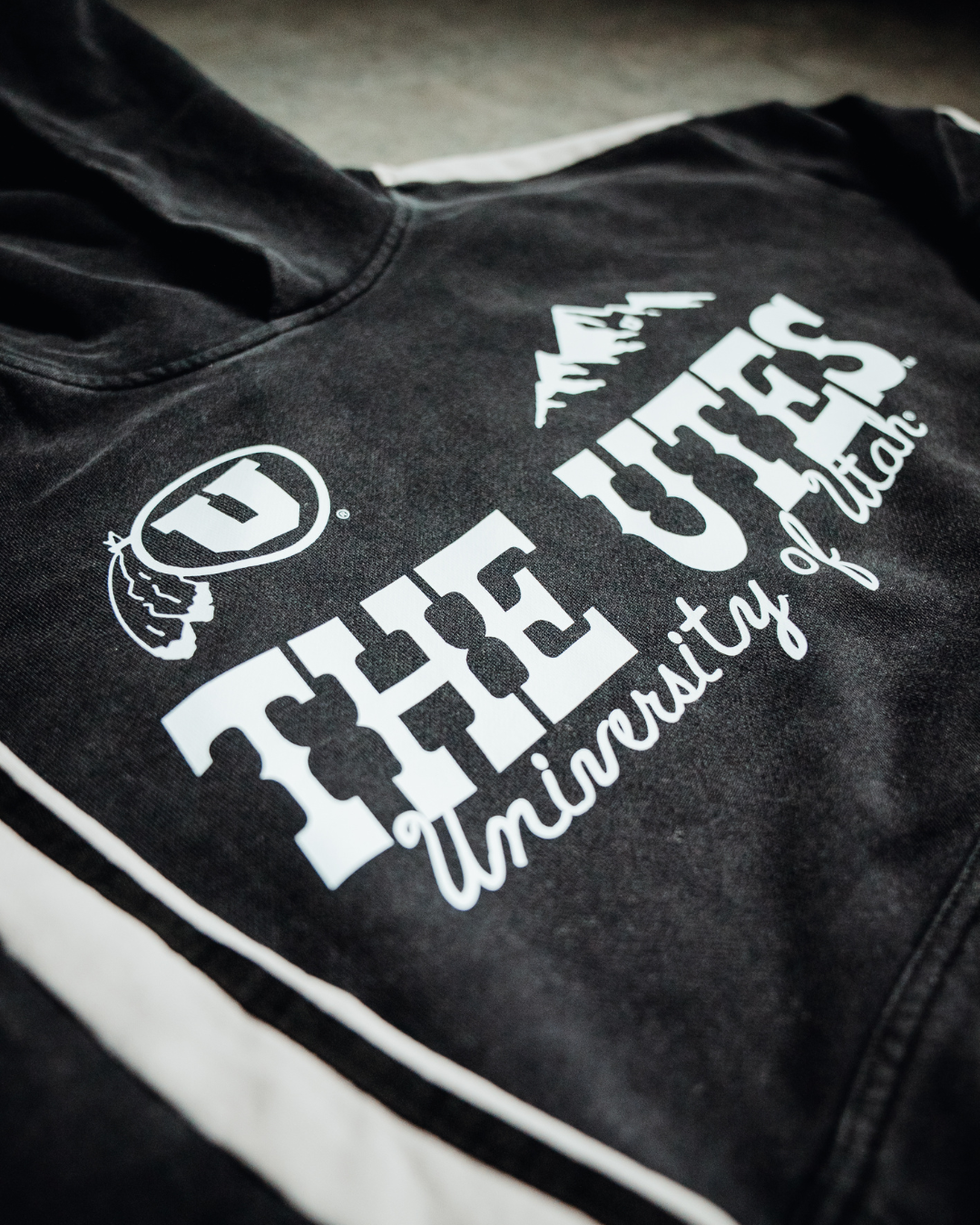 Utah - Striped Hoodie - Western