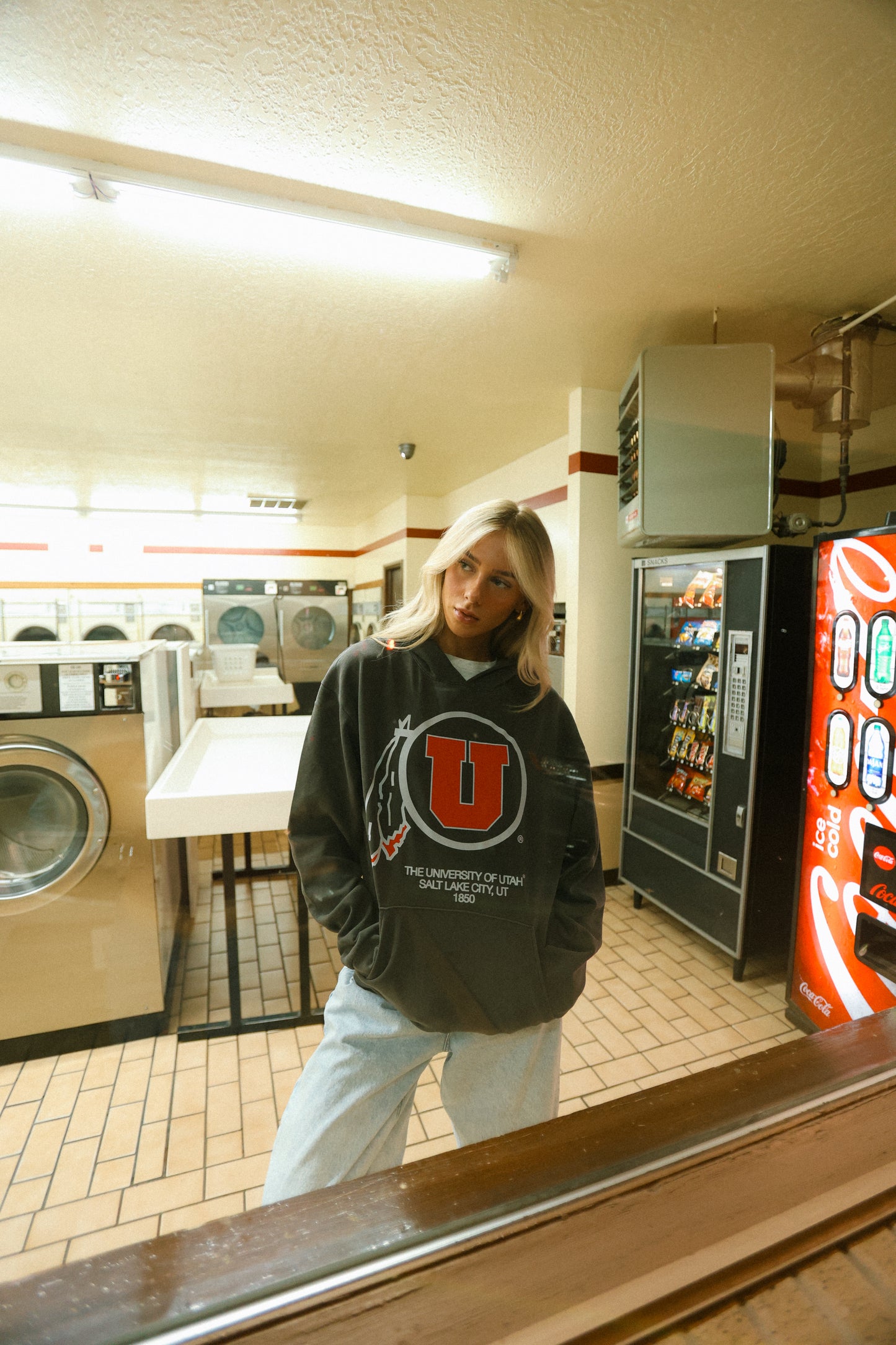 Utah Utes - Dark Mode Drum & Feather Hoodie